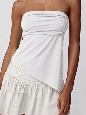 Urban Outfitters White Asymmetrical Tube Top S